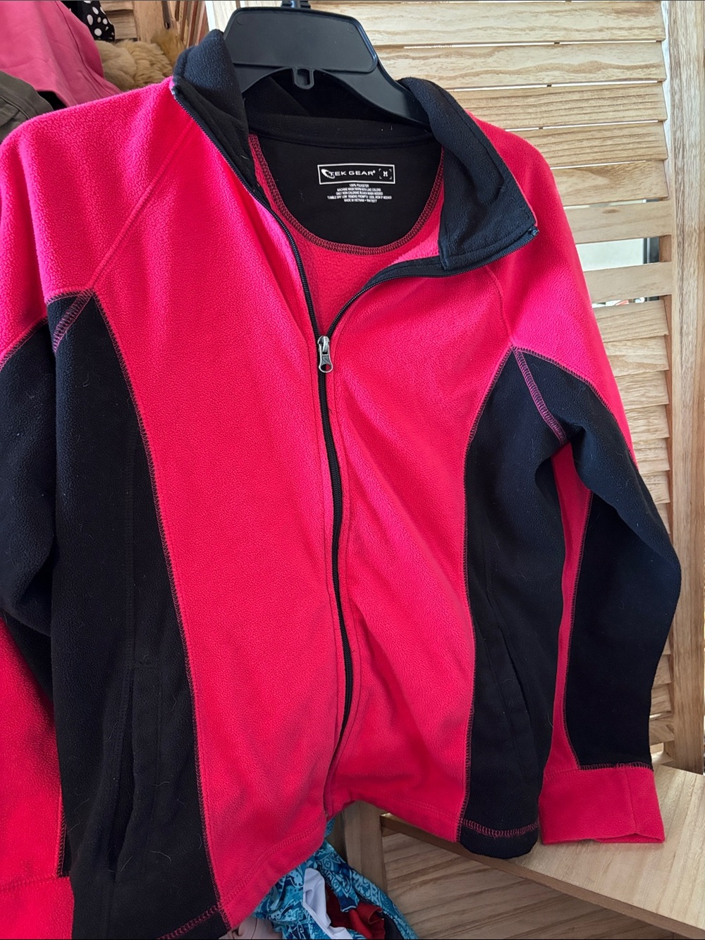 tek gear Women's Red and Black Full-Zip Fleece Jacket Medium